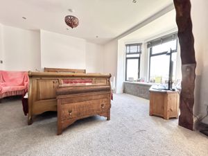 Photo 19- click for photo gallery